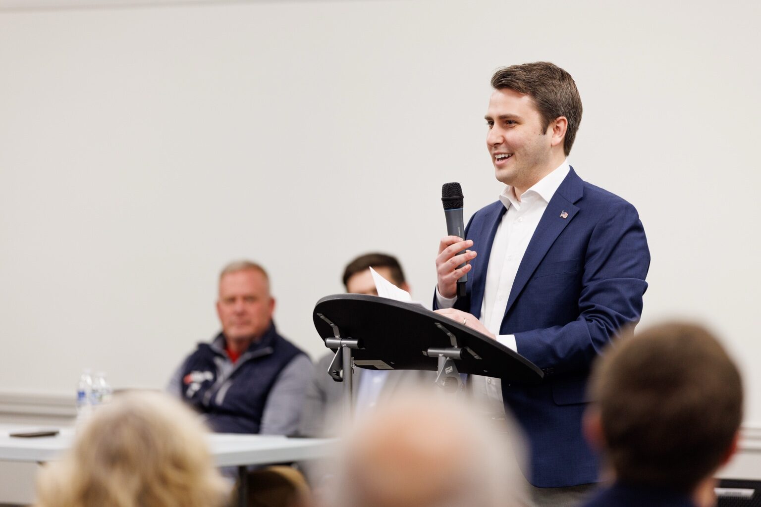 Andrew Ireland speaking with Hoosiers at a community gathering
